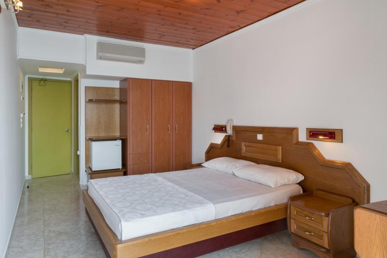 Binji Hotel Epidaurus Extérieur photo