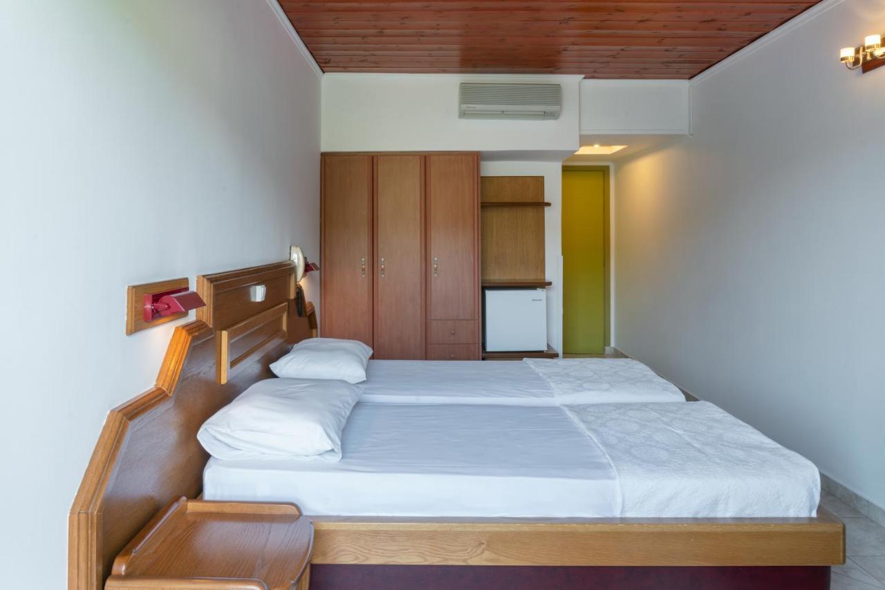 Binji Hotel Epidaurus Extérieur photo