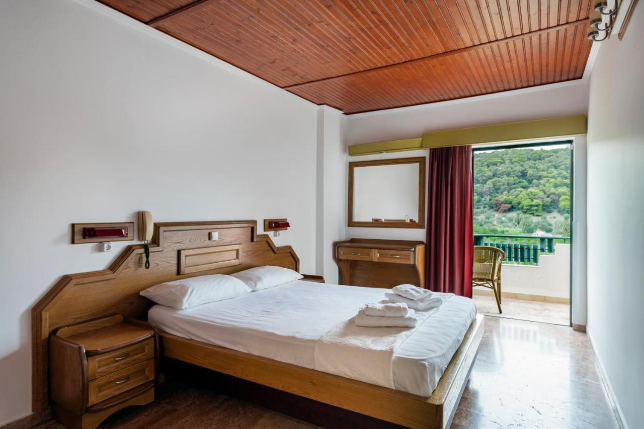 Binji Hotel Epidaurus Extérieur photo